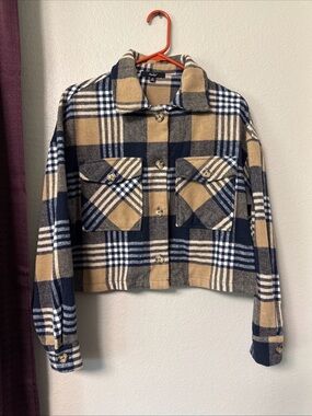 RB11 Papaya women’s Flannel Plaid Shacket size Medium